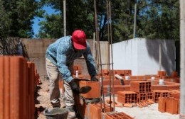 Reconstruyen bar y sanitarios del Parque Municipal