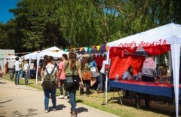 Exitosa Feria del Libro Contado en la Biblioteca Municipal Menéndez