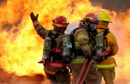Nuevo cuartel de bomberos: el abogado defendió la iniciativa y negó impedimentos legales