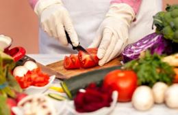 Dictarán una nueva capacitación sobre manipulación segura de alimentos