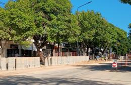 Continúan los trabajos de entubamiento sobre calle Yrigoyen