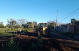 Limpieza de desagües pluviales en el Barrio Mariano Moreno