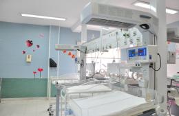 El Hospital San José fortalece el servicio de Neonatología con nuevos profesionales