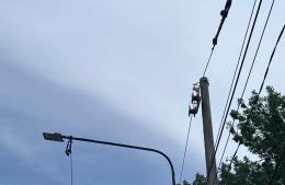 El corte de un cable de media tensión dejó gran parte de la zona norte sin luz