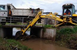 Intensifican trabajos de limpieza de desagües pluviales