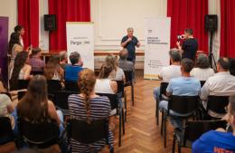 Microcréditos: Martínez entregó más de 30 millones de pesos a emprendedores de la ciudad