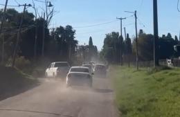 Vecinos de calle Mansilla se juntaron para reclamar por el asfalto