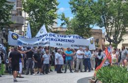 Jornada de paro: buen marco en Plaza Merced