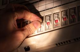 Presentaron proyecto para evitar cortes de luz, gas, agua y cloacas a hogares vulnerables