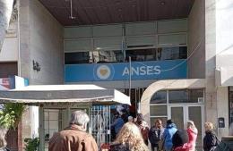Llegó la motosierra: empezaron a dar de baja pensiones por discapacidad
