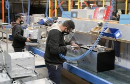 Viera advirtió que se perdieron 335 puestos de trabajo y reclamó respuestas sobre la promoción industrial