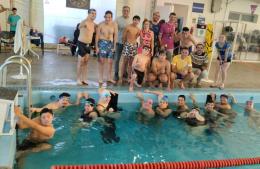 Natación adaptada: una escuela municipal con distintos objetivos